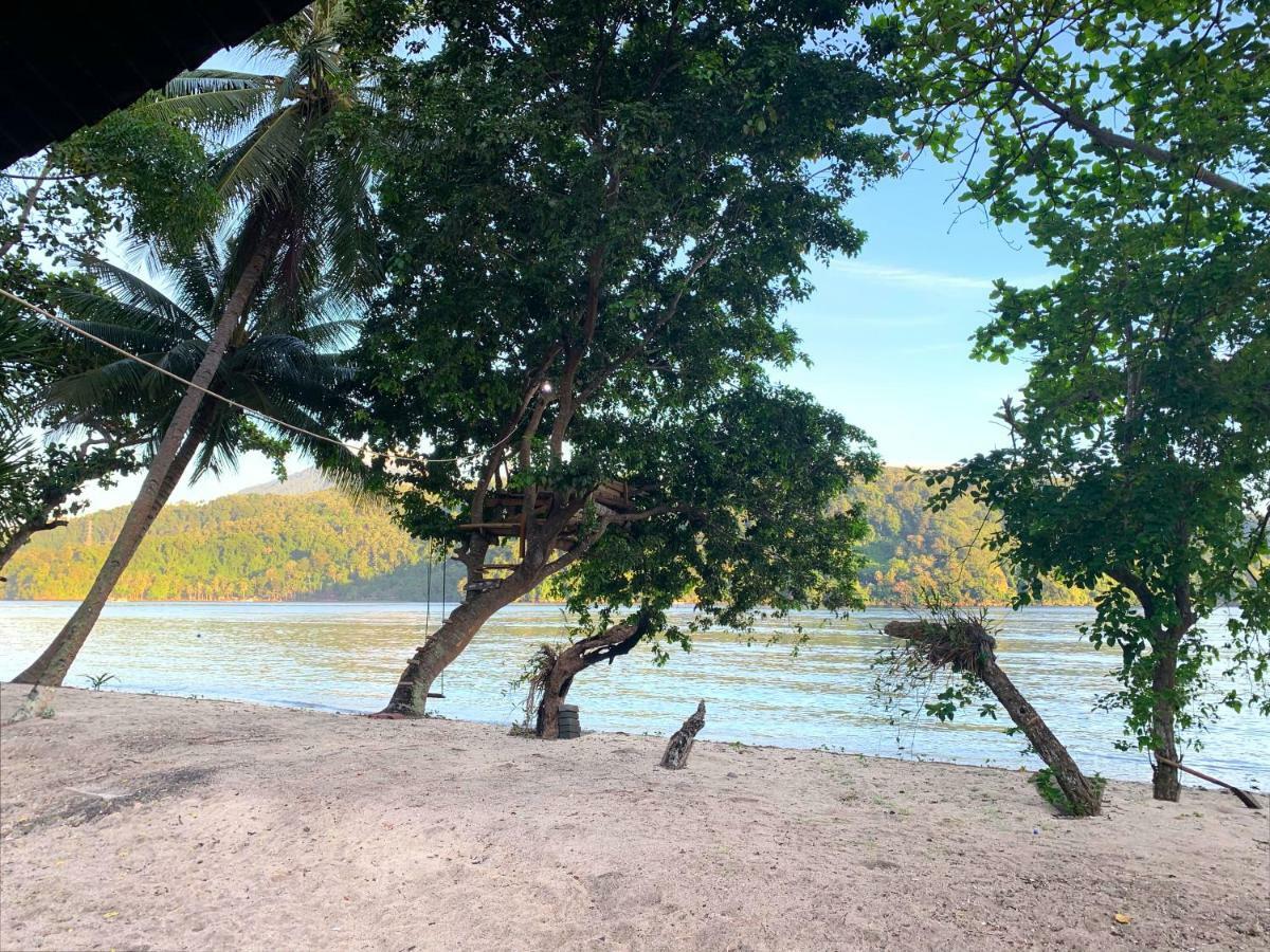 White Sands Beach Resort Lembeh Bitung Exterior photo